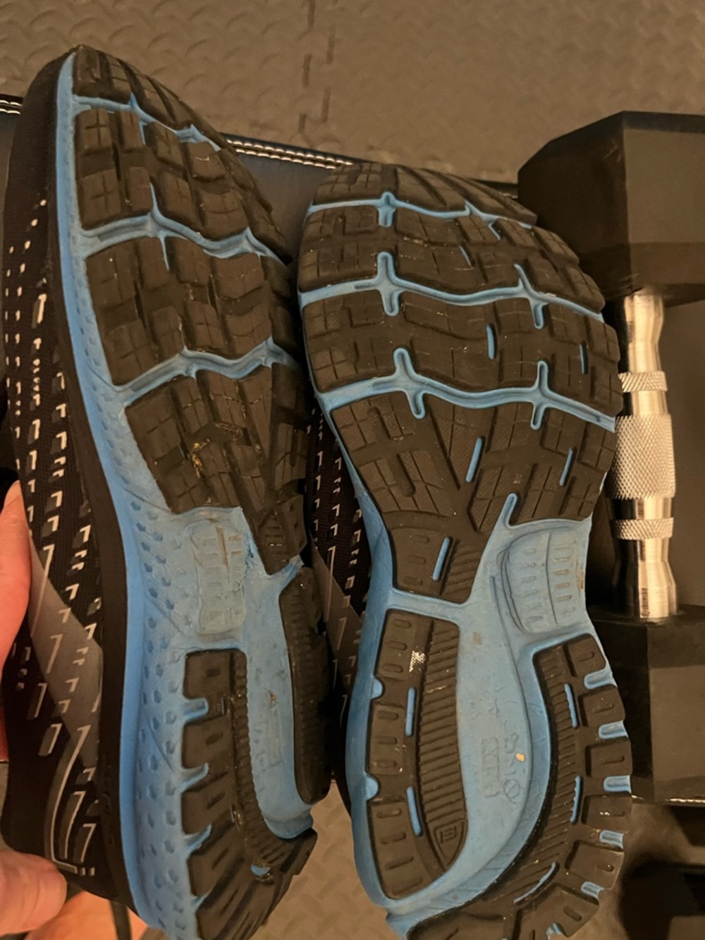 Brooks Ghost 13 men’s size 10.5. Excellent condition! - Picture 9 of 12